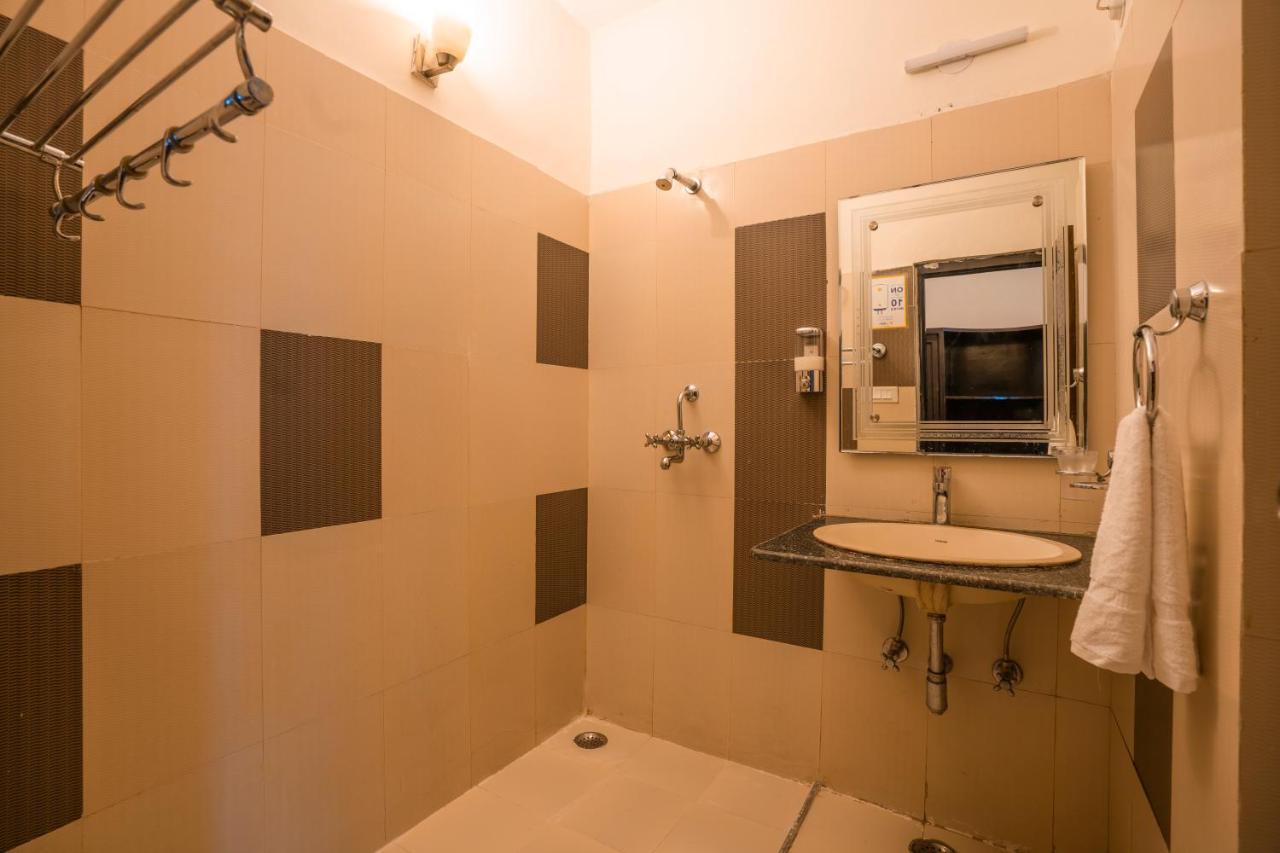 goSTOPS Mukteshwar Exterior foto